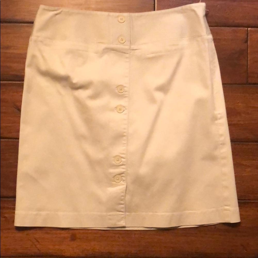 Ann Taylor Loft cute 98% cotton skirt